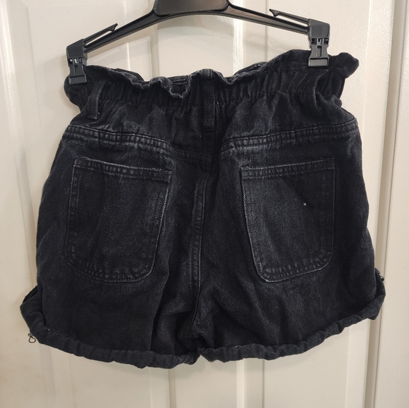 Princess Polly Black Jean Shorts Cinched Waist Size 0 - Picture 4 of 4